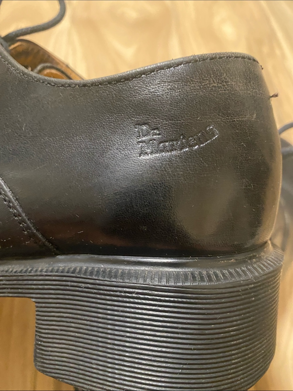 Dr. Martens Black Leather Cap-Toe Lace-Up Oxfords MADE IN ENGLAND - Picture 6 of 10